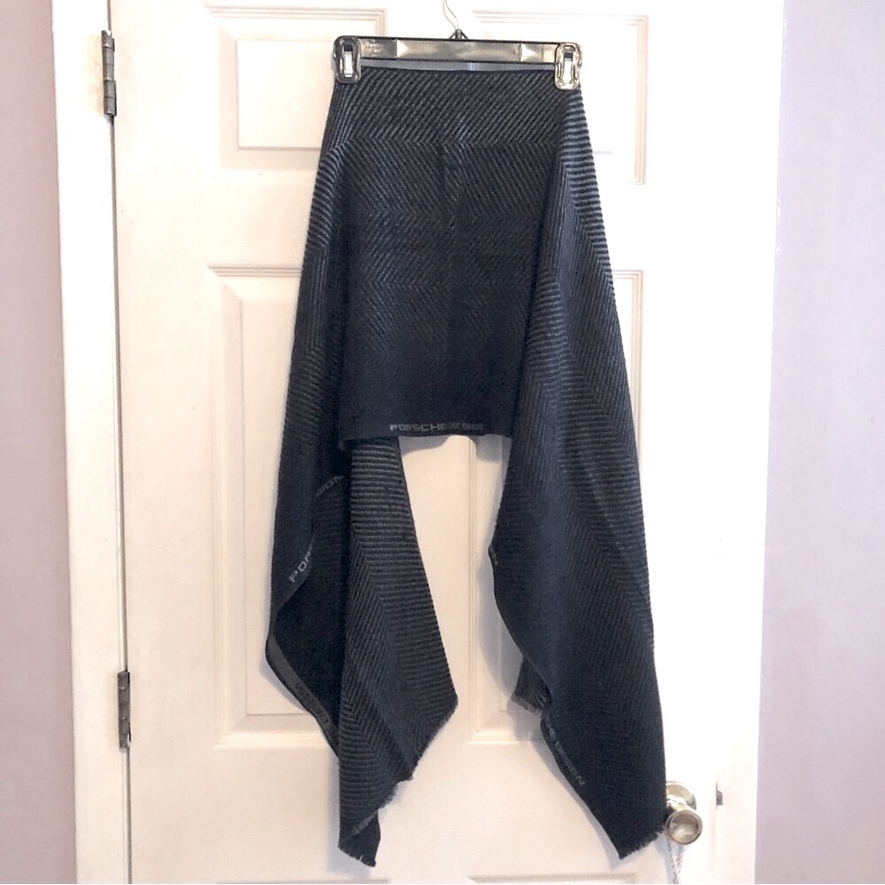 Porche Scarf Made in Italy Softest wool Design Black Gray Ombré Chevron Shawl